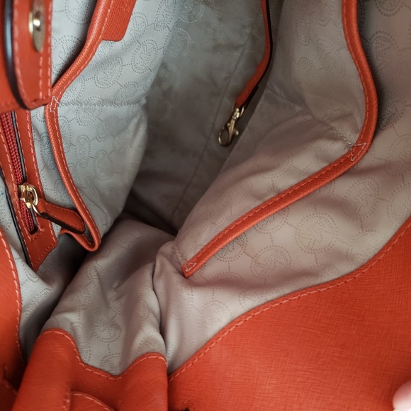 Michael Kors Hamilton Saffiano Tote in Clementine - Picture 5 of 7